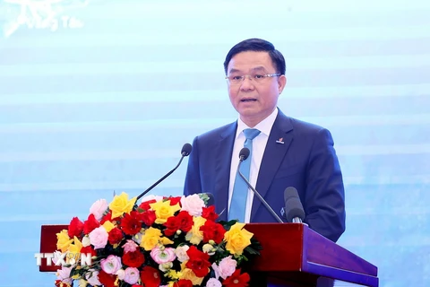 Ông Lê Mạnh Hùng giữ chức Chủ tịch hội đồng thành viên Tập đoàn Dầu khí Việt Nam. (Ảnh: Dương Giang/TTXVN)