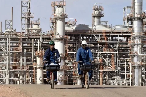 Algeria hợp tác với Italy xây dựng tổ hợp hóa dầu trị giá 1 tỷ USD