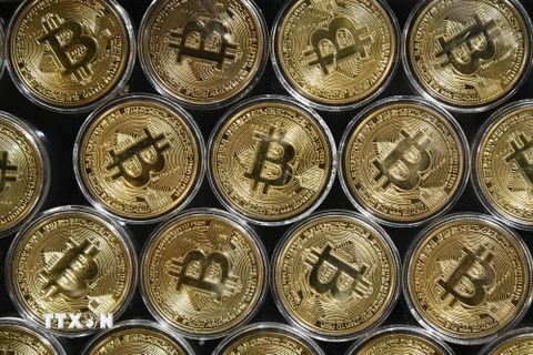 Đồng tiền điện tử Bitcoin. (Ảnh: AFP/TTXVN)