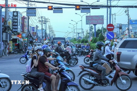 Nút giao đường Nguyễn Văn Linh-3 Tháng 2 là một trong 5 nút giao sẽ được cải tạo, mở rộng để giải quyết ùn tắc. (Ảnh: Thanh Liêm/TTXVN)