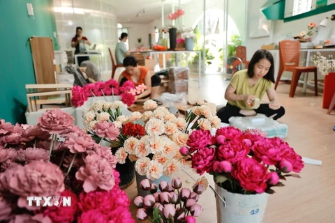 Maypaperflower - hoa giấy nghệ thuật trên đất Cố đô Huế