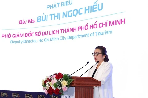 Phó Giám đốc Sở Du lịch TPHCM Bùi Thị Ngọc Hiếu phát biểu tại hội thảo. (Nguồn: Trang Thông tin Điện tử Đảng bộ Thành phố Hồ Chí Minh)