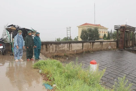 Các tổ, chốt kiểm soát tại đê Bình Minh II, huyện Kim Sơn, tỉnh Ninh Bình. (Ảnh: Thùy Dung/TTXVN)