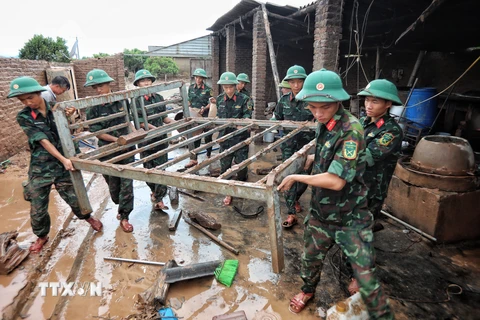 Bắc Giang: Lực lượng Quân đội khẩn trương giúp dân ổn định cuộc sống sau bão lũ