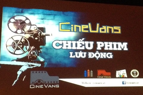 Ra mắt dự án “Chiếu phim lưu động-Cinevans” dành cho các bạn trẻ. (Ảnh: Quỳnh Trang/Vietnam+)