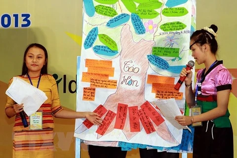 Diễn đàn Trẻ em Quốc gia nói về phòng chống tình trạng tảo hôn. (Ảnh: Nguyễn Thủy/TTXVN)