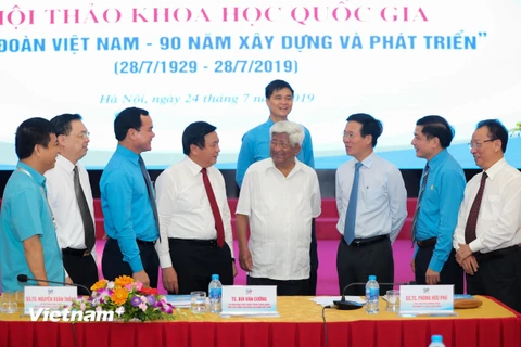 Các đại biểu tham dự hội thảo học “Công đoàn Việt Nam-90 năm xây dựng và phát triển.” (Ảnh: PV/Vietnam+)