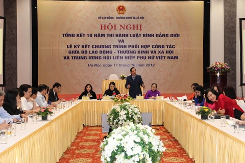 Bộ trưởng Bộ Lao động-Thương binh và Xã hội Đào Ngọc Dung phát biểu tại hội nghị. (Ảnh: PV/Vietnam+)