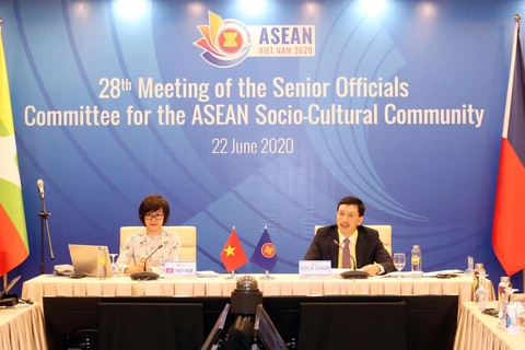 Việt Nam chủ trì tổ chức Hội nghị trực tuyến Quan chức Cấp cao phụ trách Cộng đồng Văn hóa-Xã hội ASEAN. (Ảnh: PV/Vietnam+)