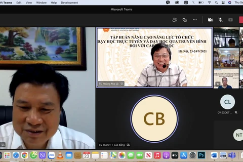 Buổi tập huấn được tổ chức theo hình thức trực tuyến. (Ảnh: Bộ GD-ĐT)