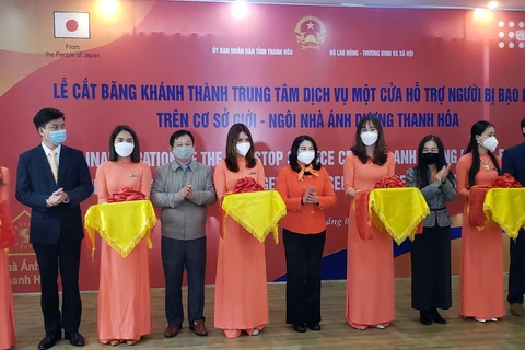 Khánh thành Ngôi nhà Ánh Dương tại Thanh Hoá. (Ảnh: PV/Vietnam+)