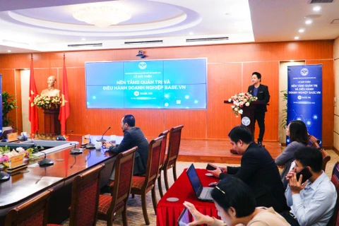 Toàn cảnh Lễ ra mắt nền tảng ứng dụng Base.vn tại Bộ Thông tin và Truyền thông. (Ảnh: Minh Hiếu/Vietnam+)