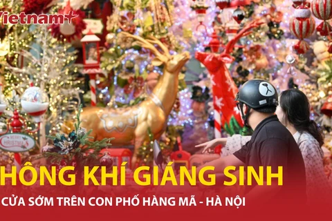 Không khí Giáng sinh 'gõ cửa' sớm trên tuyến phố Hàng Mã 