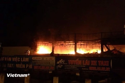 Không có người thiệt mạng trong vụ cháy Luxury Bar ở Hà Nội