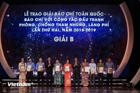 Đây là lần thứ hai liên tiếp Báo Điện tử VietnamPlus giành giải B tại giải báo chí toàn quốc “Báo chí với công tác đấu tranh phòng, chống tham nhũng, lãng phí.” (Ảnh: Minh Hiếu/Vietnam+) 