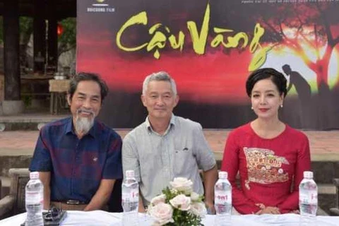 Nghệ sỹ Viết Liên, đạo diễn Phi Tiến Sơn, diễn viên Chiều Xuân cùng tham gia dự án "Cậu Vàng." (Ảnh: CTV)