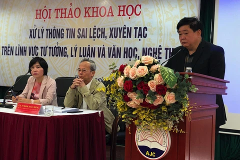 Ông Nguyễn Thế Kỷ phát biểu tại hội thảo. (Ảnh: P. Mai/Vietnam+)