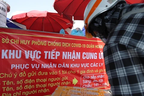 Hà Nội: Lập tổ vận chuyển nhu yếu phẩm tới tận tay người dân cách ly