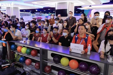 [Video] Giới trẻ hào hứng cổ vũ bộ môn Bowling tại SEA Games 31 