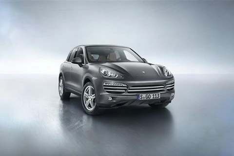 Porsche khoe chiếc Cayenne Platinum Edition mới