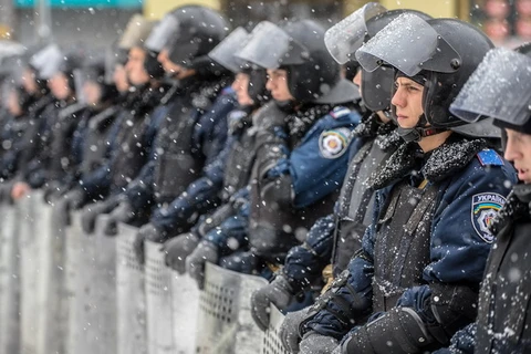 Ukraine bắt đầu cuộc thanh lọc cảnh sát lớn ở miền Đông