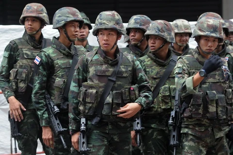 Thái Lan triển khai binh lính ngăn chặn biểu tình ở Bangkok