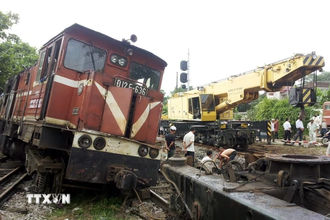 [Photo] Tai nạn đường sắt tại Thái Nguyên, đường ray biến dạng