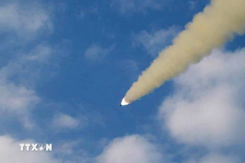 Triều Tiên tiếp tục cải tiến các giàn phóng rocket đa nòng