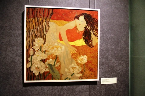 [Photo] Những bức tranh sơn mài tuyệt đẹp tại triển lãm ở Nga