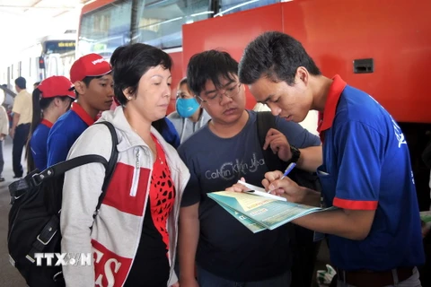 [Photo] Nhiều hoạt động tiếp sức mùa thi 2014 tại TP.Hồ Chí Minh