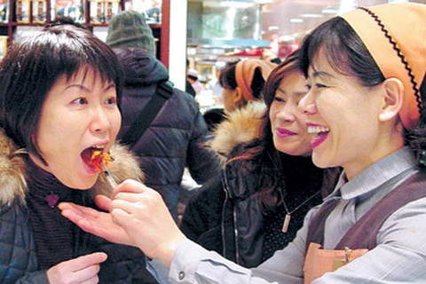 Lượng du khách Nhật Bản đến thăm Hàn Quốc giảm mạnh