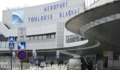 Sân bay Toulouse-Blagnac đã phải sơ tán khẩn cấp toàn bộ hành khách (Nguồn: Local.fr)