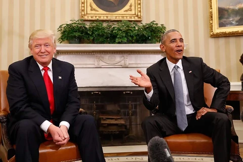 Ông Trump gặp ông Obama tại Nhà Trắng lần đầu sau cuộc bầu cử tổng thống. (Nguồn: Daily Mail)