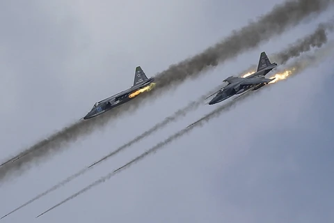 Không quân Nga đã liên tục tổ chức nhiều cuộc oanh kích vào các mục tiêu của IS ở Syria. (Nguồn: FT)