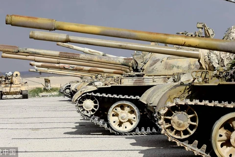 Một góc khác về kho vũ khí phiến quân giao nộp cho quân chính phủ Syria. (Nguồn: SANA)