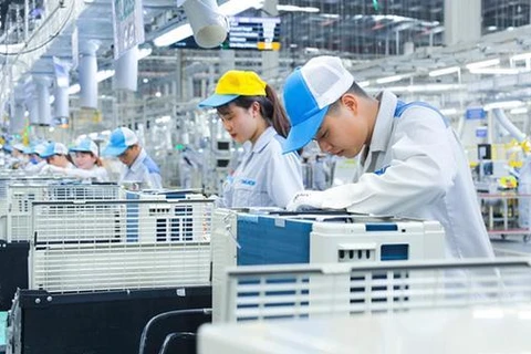 EIU: Việt Nam trở thành cổng sản xuất chi phí thấp mới ở châu Á