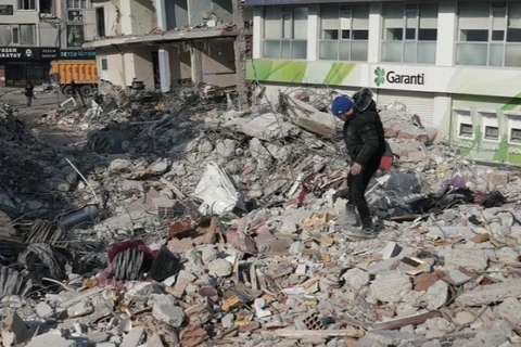 Khó khăn chồng chất trước mắt người sống sót sau động đất ở Thổ Nhĩ Kỳ