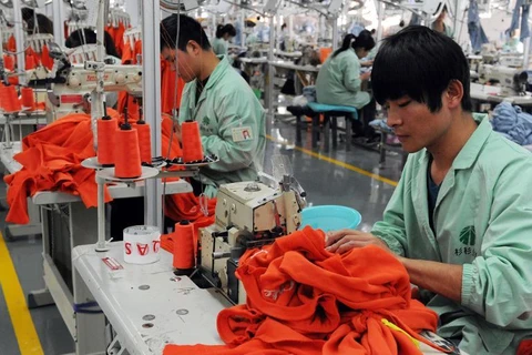 Một xưởng may mặc tại Trung Quốc (Ảnh minh họa: AFP/Gettty)