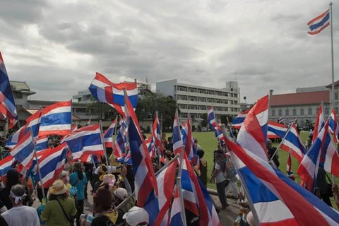 Thái Lan chậm trả tiền gạo cho nông dân vì Quốc hội bị giải tán