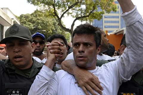 Tê liệt giao thông tại Caracas sau vụ thủ lĩnh đối lập bị bắt 