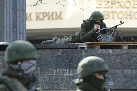Nga gửi "tối hậu thư" cho các lực lượng Ukraine ở Crimea