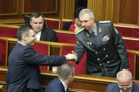 Bộ trưởng Quốc phòng Mỹ trấn an tinh thần tướng Ukraine