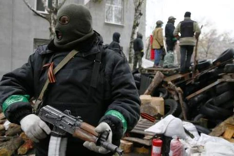 Đấu súng ở Slavyansk, một sĩ quan an ninh Ukraine tử trận