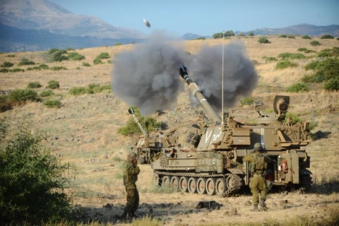 Quân đội Israel nã pháo đáp trả các vụ bắn rocket từ Liban