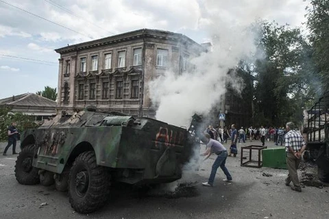 Xuất hiện tờ rơi đe dọa hủy diệt Lugansk bằng tên lửa Mỹ