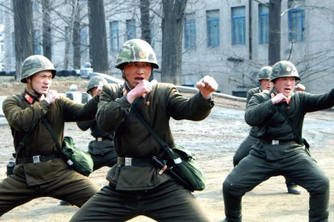 Triều Tiên tuyên bố sẵn sàng chiến tranh tổng lực trong năm 2015