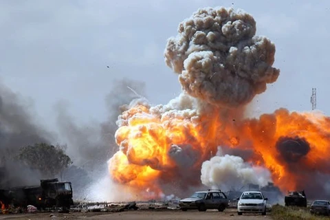 Mỹ oanh tạc dữ dội lực lượng IS bao vây thị trấn Kobane
