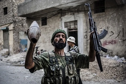 Anh có thể huấn luyện phiến quân ôn hòa ở Syria chống trả IS