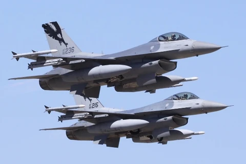 Chiến đấu cơ F-16 của không quân Mỹ có thể bị rơi ở Vịnh Mexico