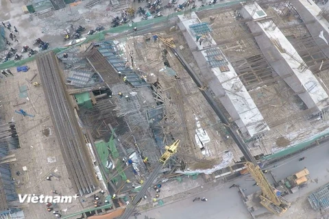 [Photo ] Nhìn từ trên cao vụ sập giàn giáo công trình ở Hà Đông